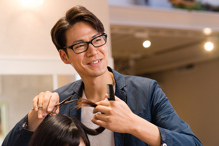 【現役28名】美容室経営者にアンケート！経営をうまく進めるために大事なことは？失敗談もご紹介