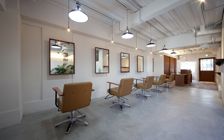 hua_salon1.jpg