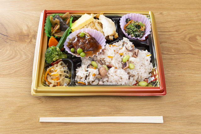 美容師さん54人のお昼ご飯事情を分析！美容師さんにおすすめの昼ご飯も紹介！